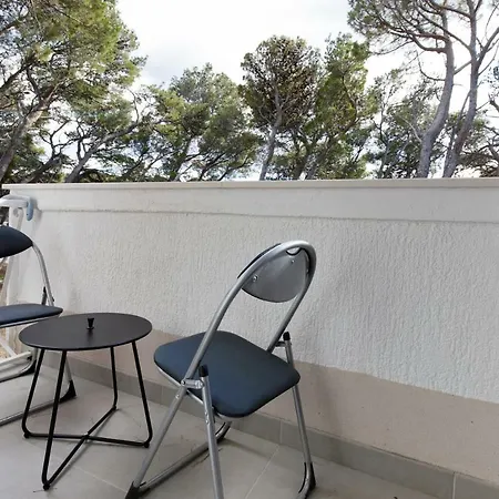 Nugal بيت ضيافة 3*