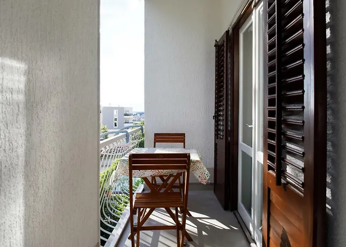 Nugal Gasthuis Makarska